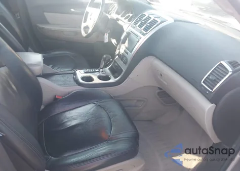 2010 GMC Acadia Sle z USA, uszkodzony, nr VIN 1GKLVLED7AJ233143